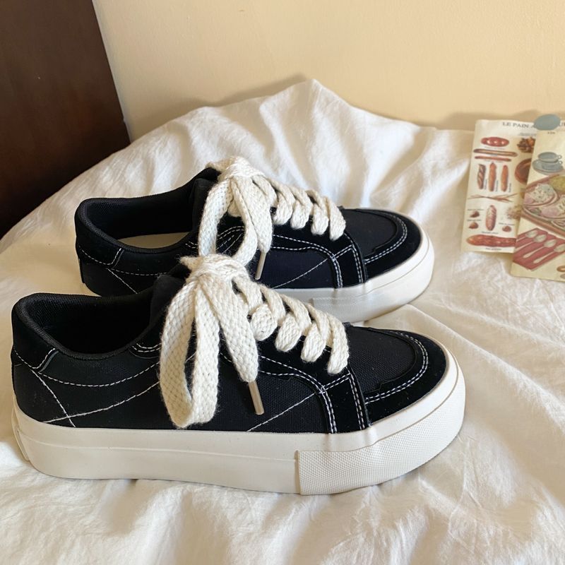 Ladies Footwear High on Platfo - đánh giá và giá Women Bags Trend 2025