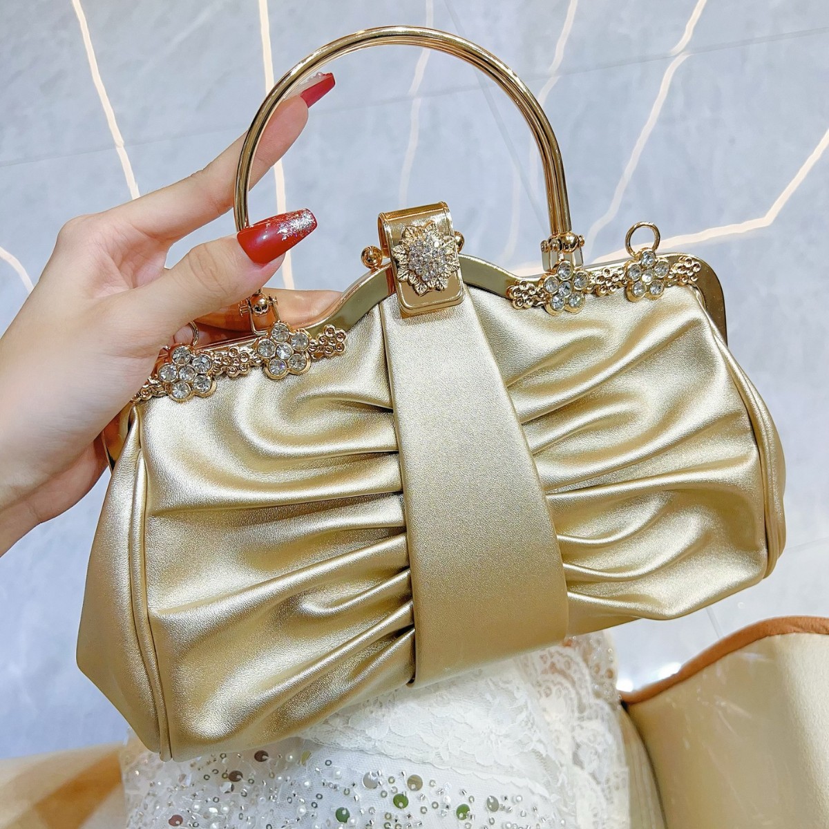 2025 Luxury High-end Party Clo - đánh giá và giá Women Bags Trend 2025