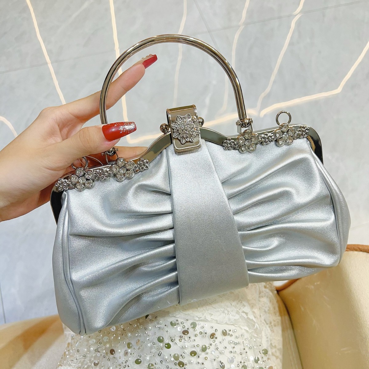 2025 Luxury High-end Party Clo - đánh giá và giá Women Bags Trend 2025