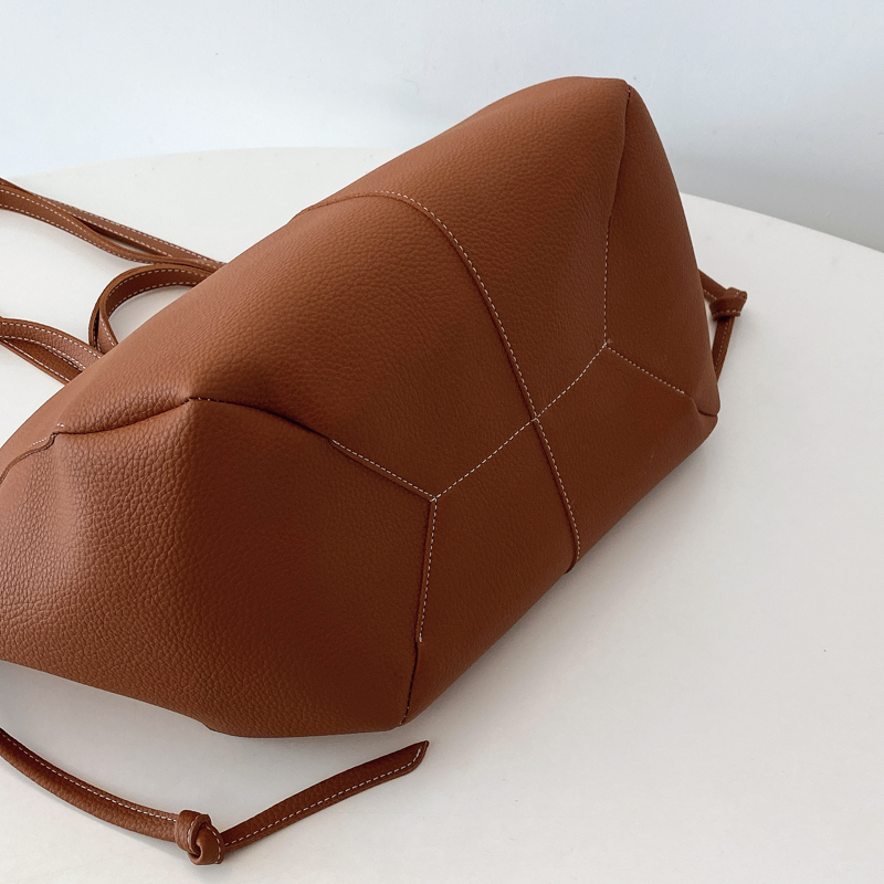 Large Capacity Leather Zipper  - đánh giá và giá Women Bags Trend 2025